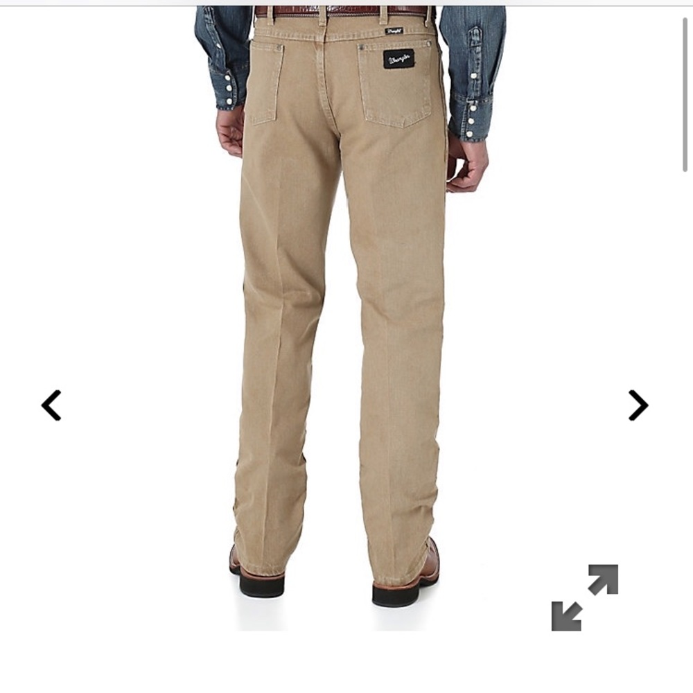 33x34 Wrangler jeans khaki colored